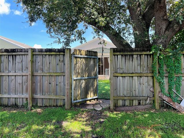 4345 SW 72nd Terrace, Davie, FL 33314