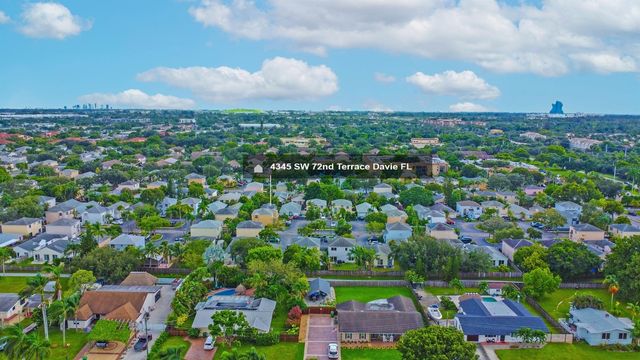 4345 SW 72nd Terrace, Davie, FL 33314