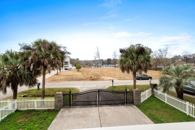 3704 Chapel Ln., Myrtle Beach, SC 29588
