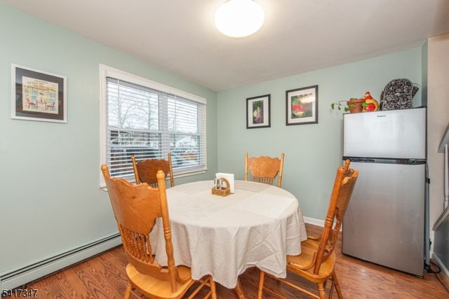 42 Roosevelt Ave, Parsippany-troy Hills Twp., NJ 07034