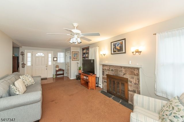 42 Roosevelt Ave, Parsippany-troy Hills Twp., NJ 07034