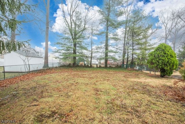 42 Roosevelt Ave, Parsippany-troy Hills Twp., NJ 07034