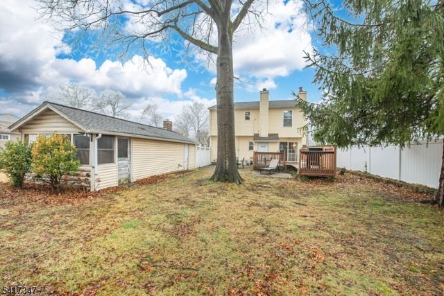 42 Roosevelt Ave, Parsippany-troy Hills Twp., NJ 07034