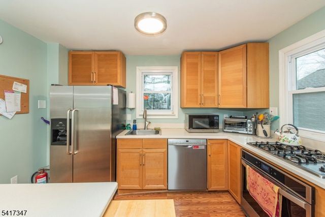 42 Roosevelt Ave, Parsippany-troy Hills Twp., NJ 07034