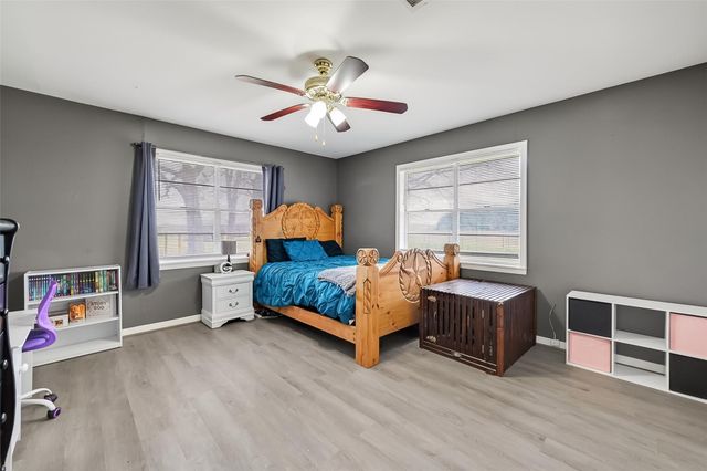 2555 Straznicky Road, Beasley, TX 77417