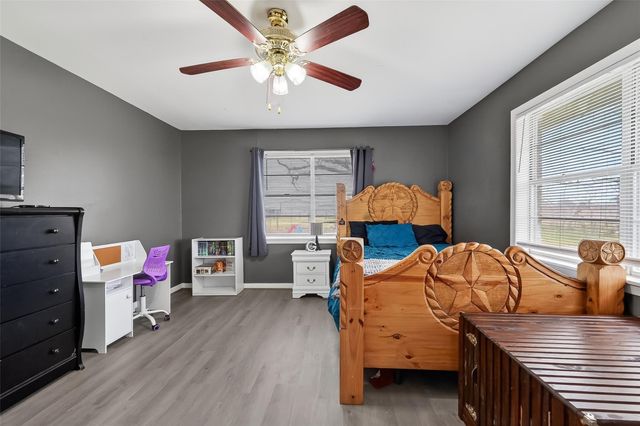 2555 Straznicky Road, Beasley, TX 77417