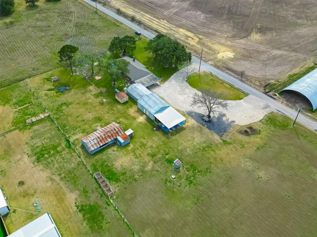 2555 Straznicky Road, Beasley, TX 77417