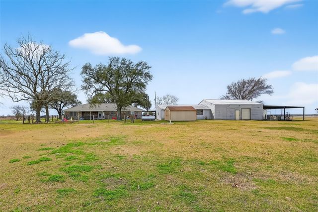 2555 Straznicky Road, Beasley, TX 77417
