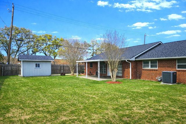 802 James Street, Deer Park, TX 77536