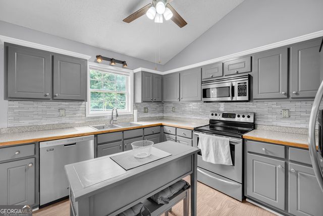259 Beacon Drive, Maysville, GA 30558