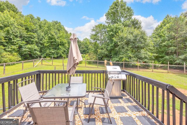 259 Beacon Drive, Maysville, GA 30558