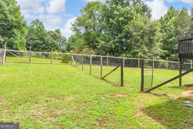 259 Beacon Drive, Maysville, GA 30558