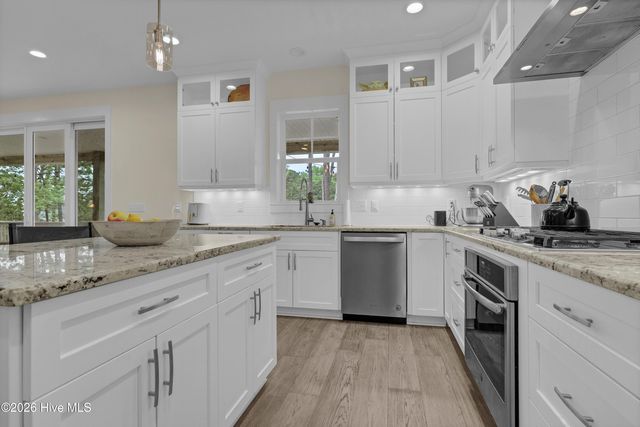 346 Shore Point Drive, Wilmington, NC 28411