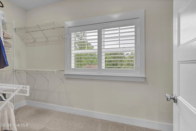 346 Shore Point Drive, Wilmington, NC 28411