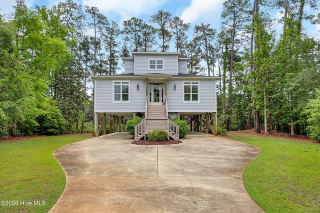346 Shore Point Drive, Wilmington, NC 28411
