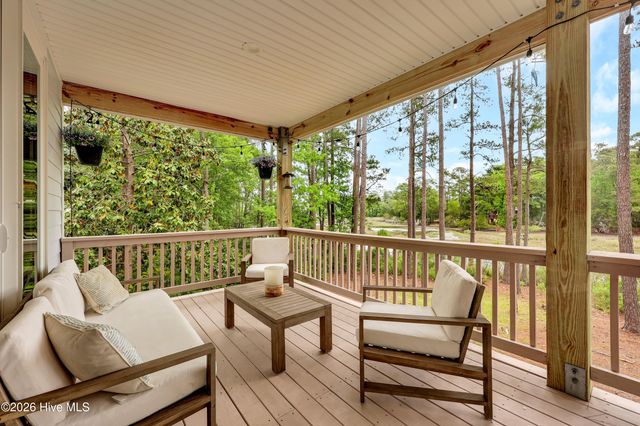 346 Shore Point Drive, Wilmington, NC 28411