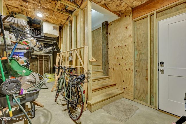 346 Shore Point Drive, Wilmington, NC 28411