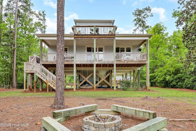 346 Shore Point Drive, Wilmington, NC 28411