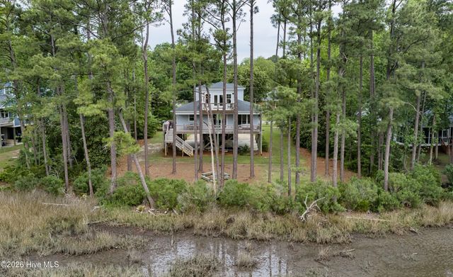 346 Shore Point Drive, Wilmington, NC 28411