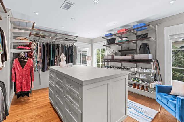 2315 Ella Lee Lane, Houston, TX 77019