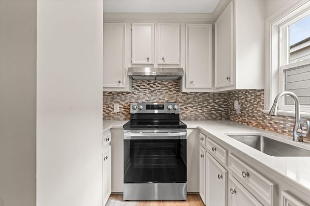 2315 Ella Lee Lane, Houston, TX 77019