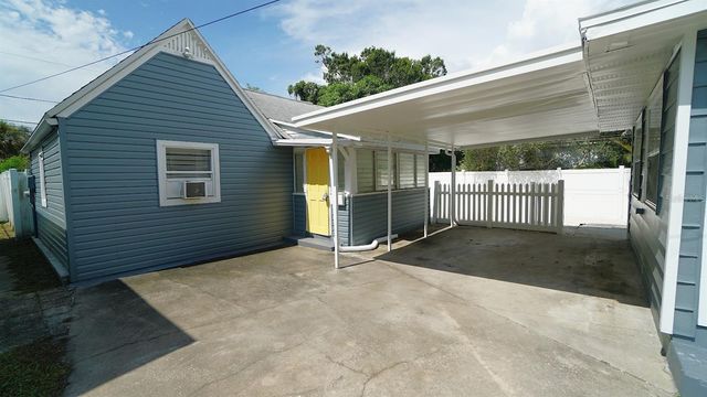 1632 27TH AVENUE N, St Petersburg, FL 33713