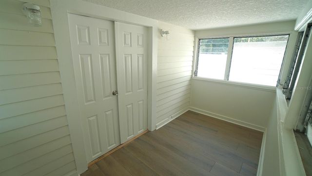 1632 27TH AVENUE N, St Petersburg, FL 33713