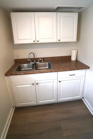 1632 27TH AVENUE N, St Petersburg, FL 33713