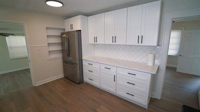 1632 27TH AVENUE N, St Petersburg, FL 33713