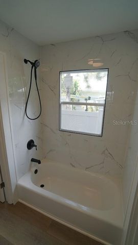 1632 27TH AVENUE N, St Petersburg, FL 33713