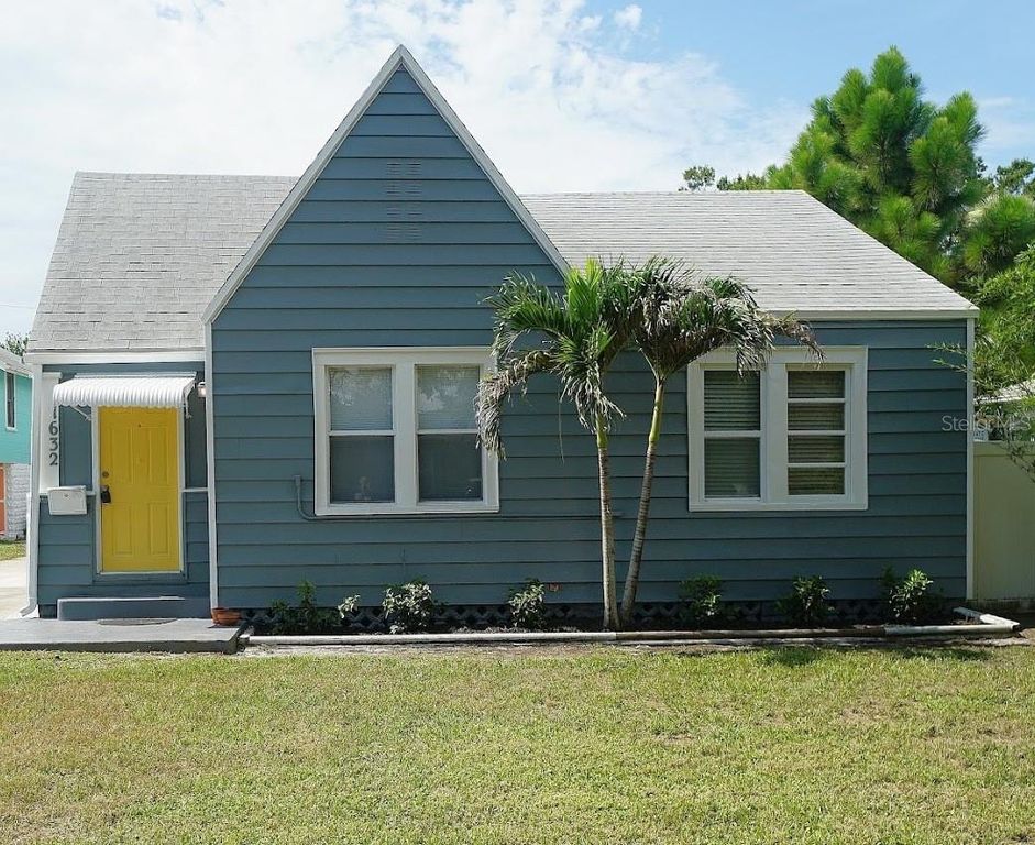 1632 27TH AVENUE N, St Petersburg, FL 33713