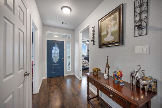 515 Dahila Street, Waller, TX 77484