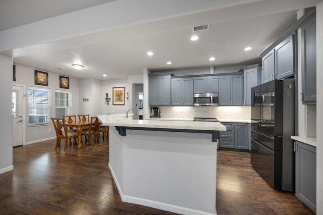 515 Dahila Street, Waller, TX 77484