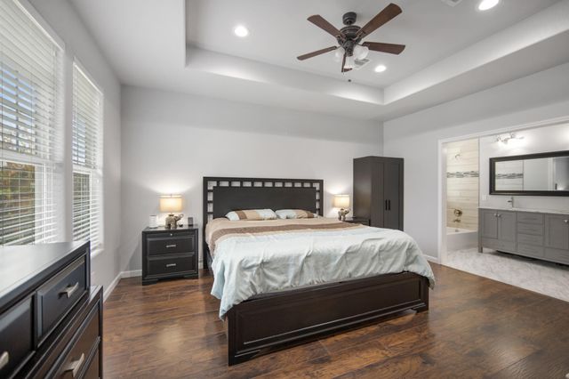 515 Dahila Street, Waller, TX 77484