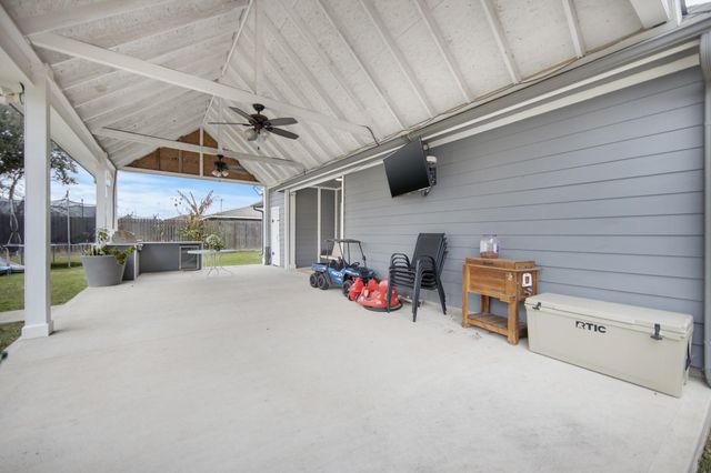 515 Dahila Street, Waller, TX 77484