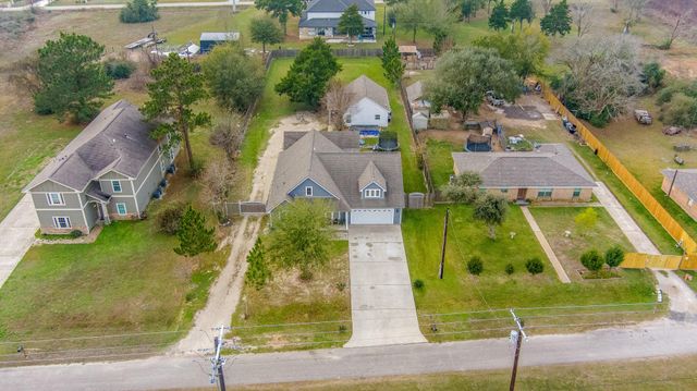 515 Dahila Street, Waller, TX 77484