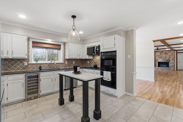 2485 COUNTRYWOOD PKY, Memphis, TN 38016