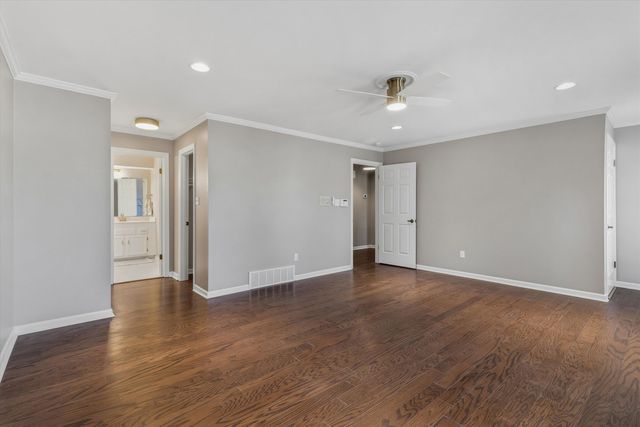 2485 COUNTRYWOOD PKY, Memphis, TN 38016