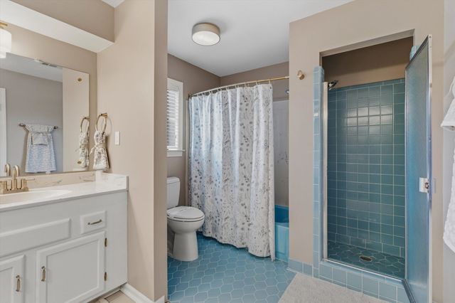 2485 COUNTRYWOOD PKY, Memphis, TN 38016