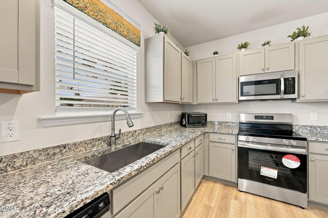 168 Bruce Drive, Dunn, NC 28334