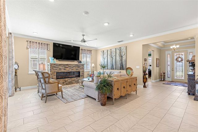 9271 SW 89TH STREET ROAD, Ocala, FL 34481