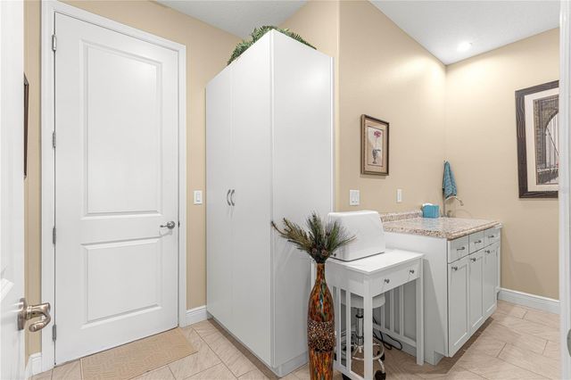 9271 SW 89TH STREET ROAD, Ocala, FL 34481