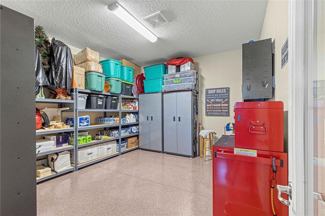 9271 SW 89TH STREET ROAD, Ocala, FL 34481