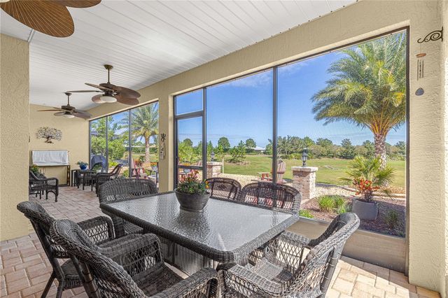 9271 SW 89TH STREET ROAD, Ocala, FL 34481