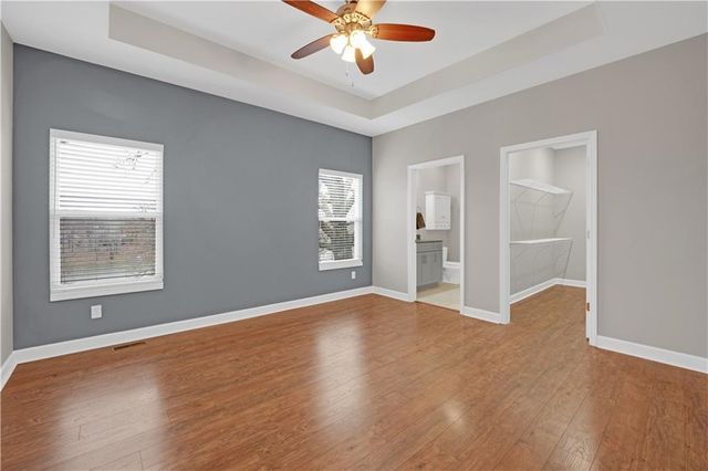 27487 Isabella Lane, Warsaw, MO 65355