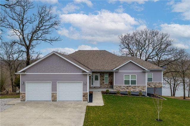 27487 Isabella Lane, Warsaw, MO 65355