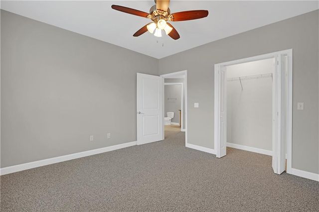 27487 Isabella Lane, Warsaw, MO 65355