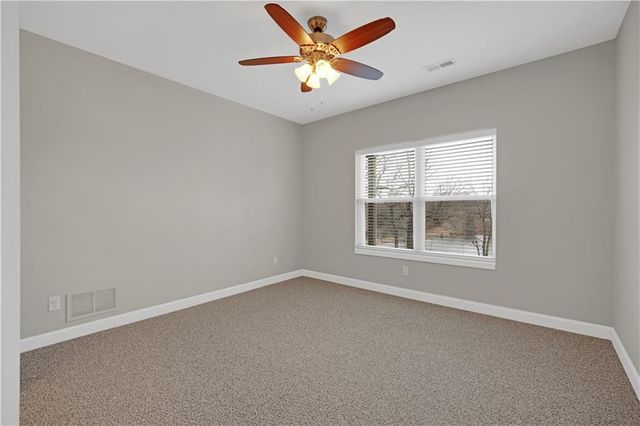 27487 Isabella Lane, Warsaw, MO 65355