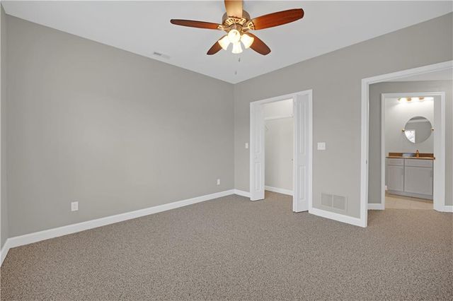 27487 Isabella Lane, Warsaw, MO 65355