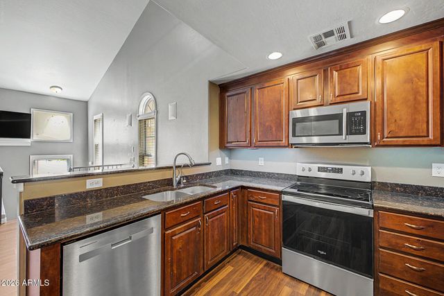 5626 S 21ST Place, Phoenix, AZ 85040